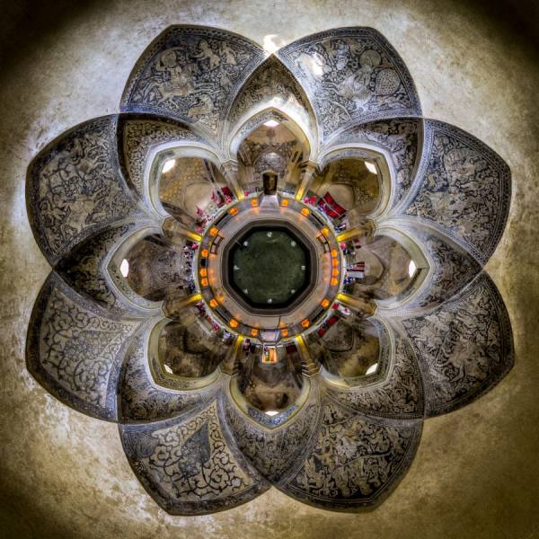 Photograph Mohammadreza Domiriganji Vakil Bathhouse on One Eyeland